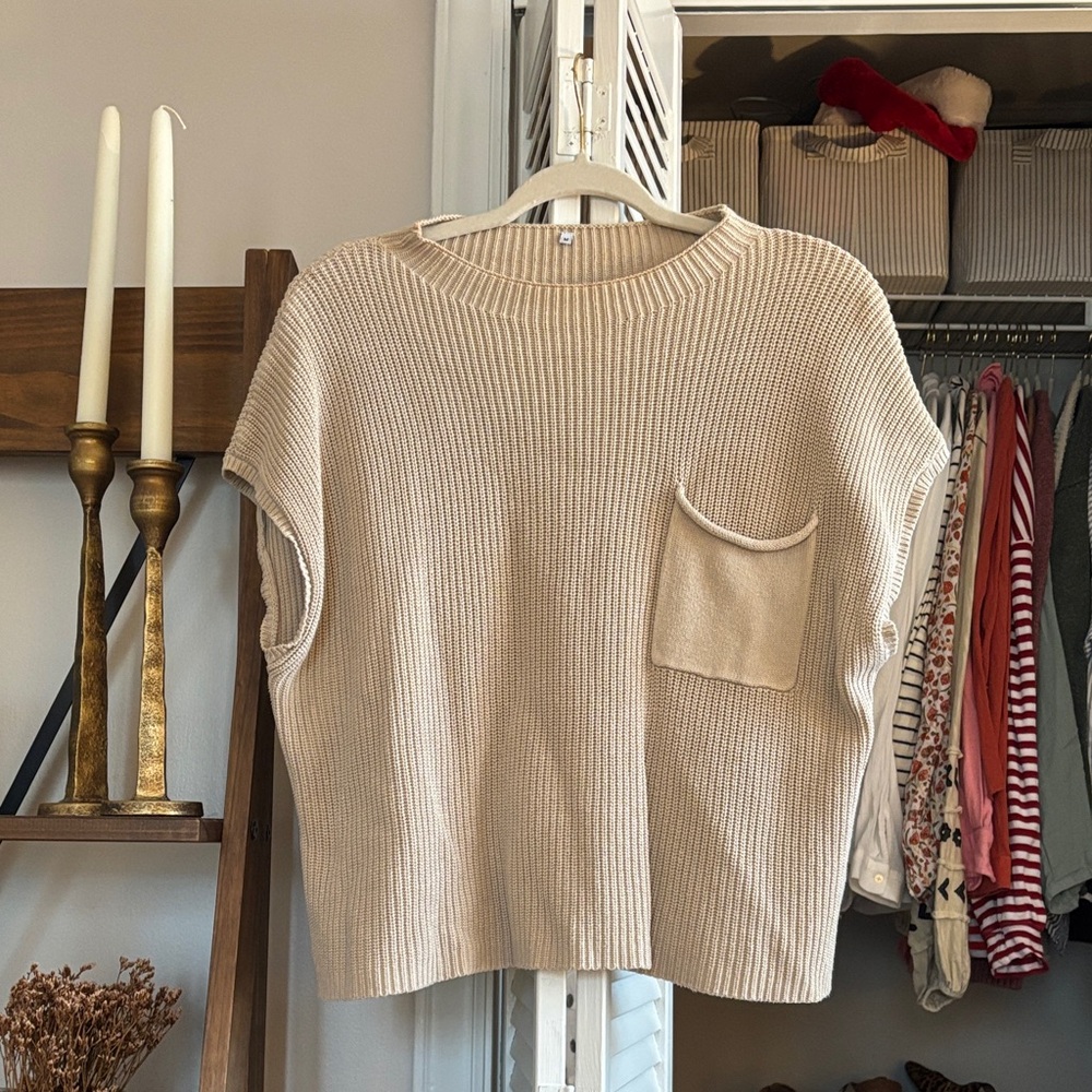 2/$10 Amazon Women's Beige Sweater Vest